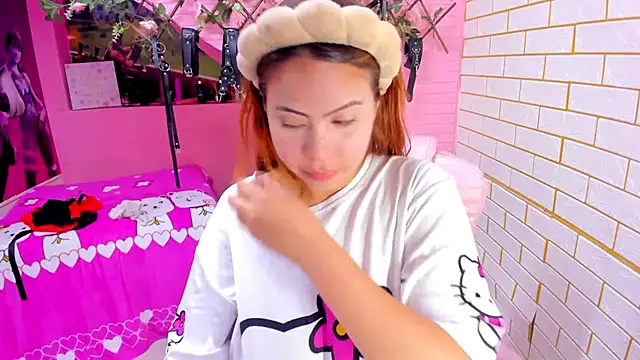 marcellaa303av online show from December 4, 4:55 am