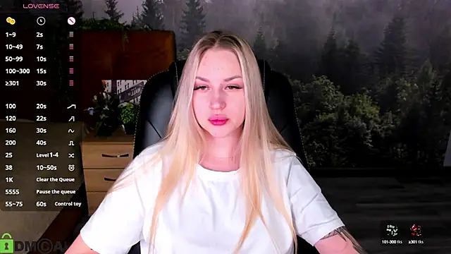 Carol  Cox online show from October 14, 12:11 am