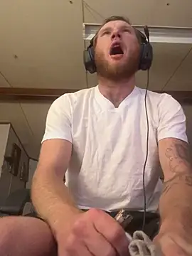 dcockell online show from November 3, 7:42 am