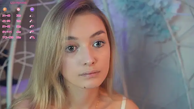 FlairCunard online show from December 1, 7:36 pm