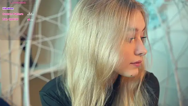 FlairCunard online show from December 3, 2:49 pm