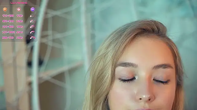 FlairCunard online show from December 3, 5:55 pm