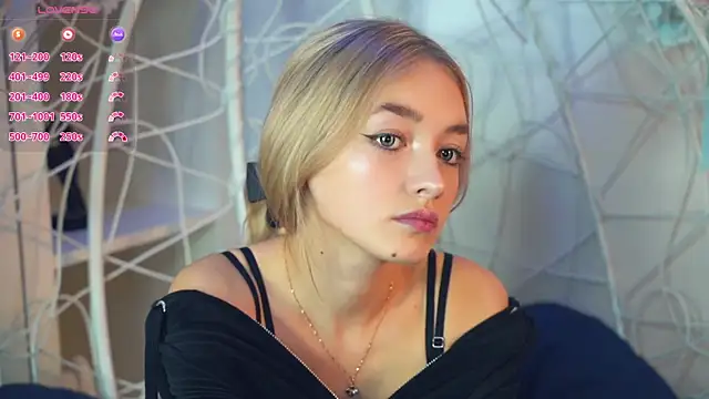 FlairCunard online show from December 10, 5:55 pm