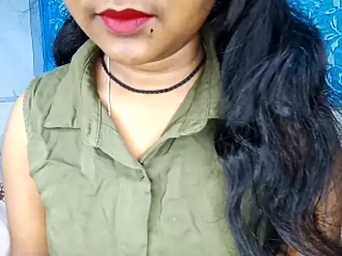 Snapshot of Muktha chatting on March 16, 5:02 am Muktha online show from March 16, 5:02 am