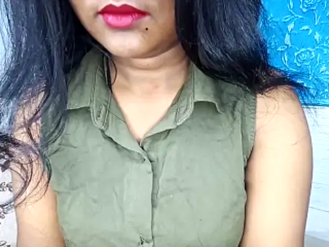 Snapshot of Muktha chatting on March 20, 3:44 am Muktha online show from March 20, 3:44 am