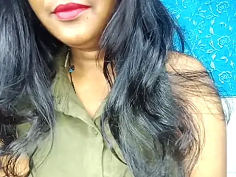 Snapshot of Muktha chatting on March 25, 12:05 am Muktha online show from March 25, 12:05 am