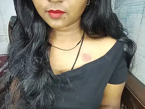 Snapshot of Muktha chatting on May 21, 7:37 am Muktha online show from May 21, 7:37 am