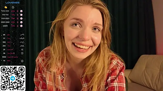 ElswythDecoursey online show from December 23, 8:25 pm