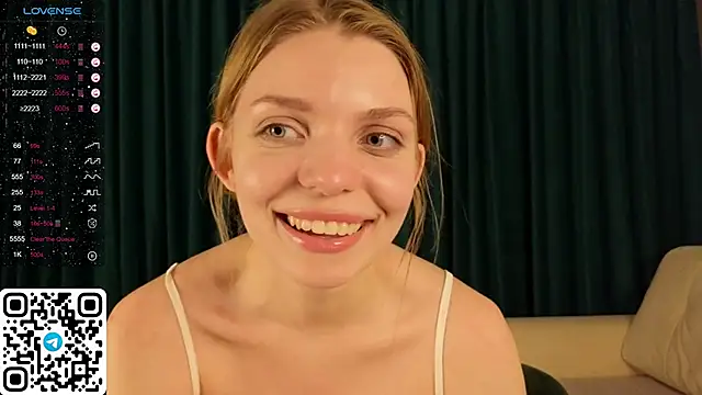 ElswythDecoursey online show from December 26, 2:12 am