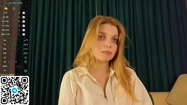 ElswythDecoursey online show from December 28, 2:11 am