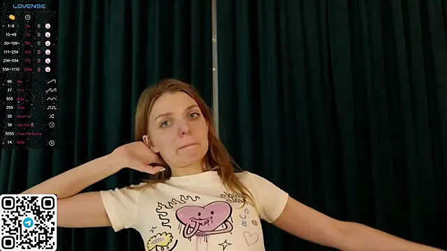 ElswythDecoursey online show from January 5, 9:03 pm