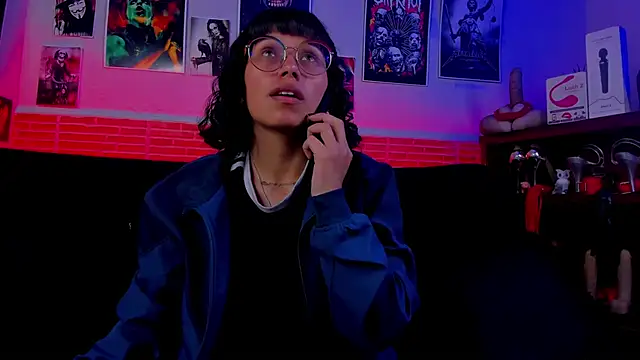 lilith-deveraux online show from September 22, 1:51 am