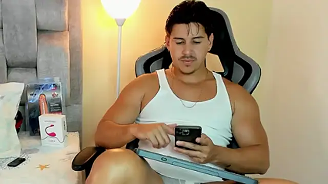 victor vixen online show from April 10, 10:14 pm