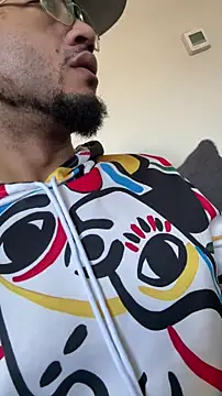 KySir1990 online show from December 15, 6:34 pm