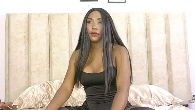 Snapshot of CiiaraRose chatting on February 27, 7:47 pm CiiaraRose online show from February 27, 7:47 pm