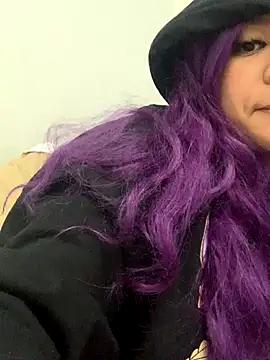 Snapshot of arielopal chatting on November 24, 4:34 am arielopal online show from November 24, 4:34 am