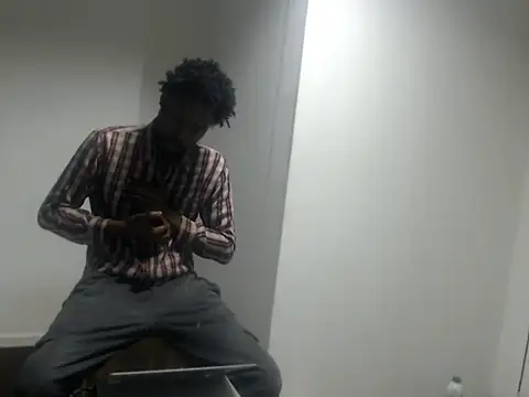 Snapshot of Mastertopdome chatting on October 10, 1:48 am Mastertopdome online show from October 10, 1:48 am