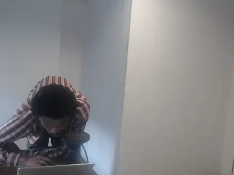 Snapshot of Mastertopdome chatting on October 21, 8:42 pm Mastertopdome online show from October 21, 8:42 pm