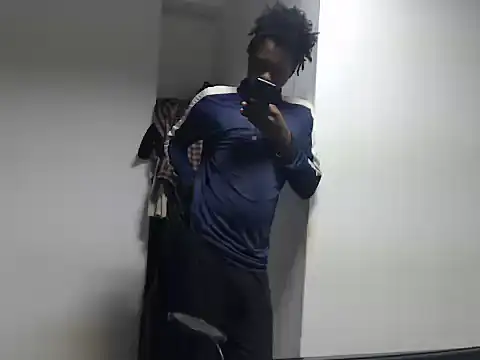 Snapshot of Mastertopdome chatting on February 1, 7:40 am Mastertopdome online show from February 1, 7:40 am