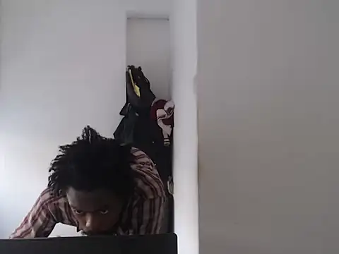 Snapshot of Mastertopdome chatting on February 13, 1:18 pm Mastertopdome online show from February 13, 1:18 pm