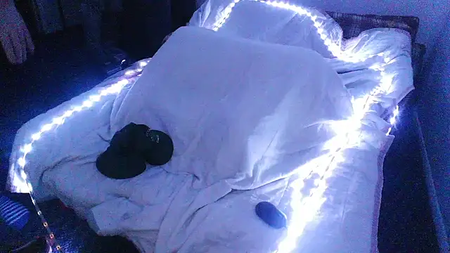 Cooperstone online show from December 10, 4:13 am