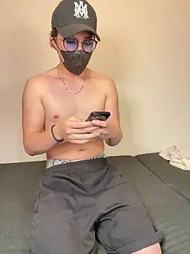 Snapshot of xxx_men chatting on October 17, 5:59 pm xxx men online show from October 17, 5:59 pm