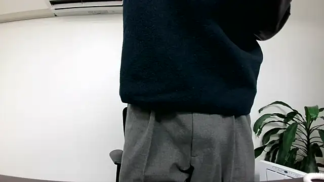 Snapshot of TakuryuJPN chatting on December 10, 9:33 pm TakuryuJPN online show from December 10, 9:33 pm