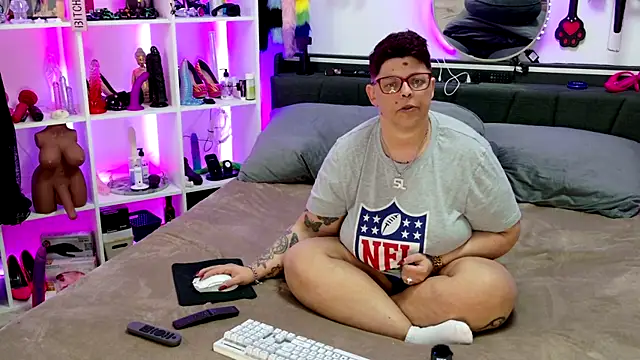 Snapshot of SunshineLexi chatting on February 11, 9:58 am SunshineLexi online show from February 11, 9:58 am