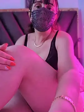 Lina lolo online show from April 15, 1:45 am