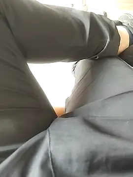 xxierra online show from November 12, 6:30 pm