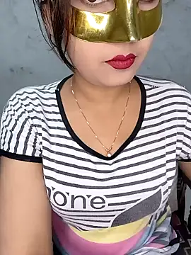 Snapshot of Shanaya_Hotty chatting on December 14, 5:47 pm Shanaya Hotty online show from December 14, 5:47 pm