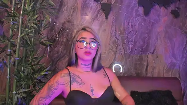 Alahia Dangelo online show from October 16, 5:36 pm