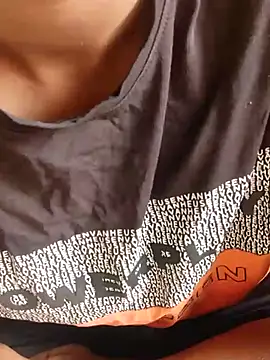 couple3 1 8 online show from November 26, 8:37 am