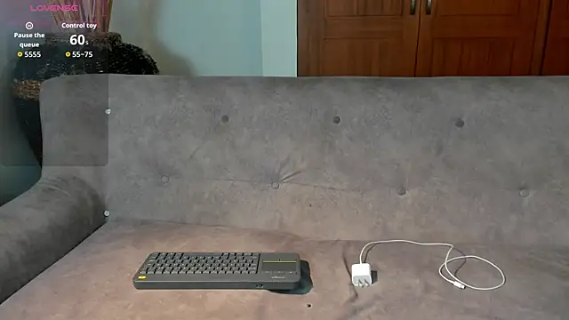  maria foxx  online show from November 8, 8:40 pm