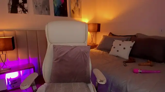 DaniRousse online show from January 9, 4:21 pm