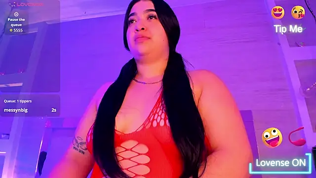 shanon hughes  online show from September 24, 3:32 am