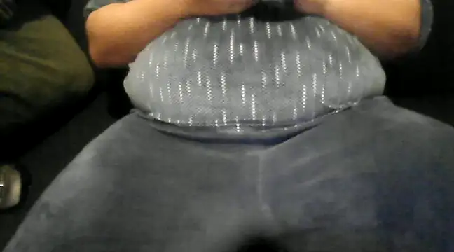 Snapshot of DBento0702 chatting on January 28, 8:25 am DBento0702 online show from January 28, 8:25 am