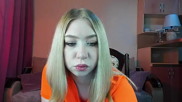 Snapshot of Annabelle_Art chatting on February 4, 11:49 am Annabelle Art online show from February 4, 11:49 am