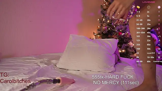 CarolynMoreno online show from December 1, 7:46 am