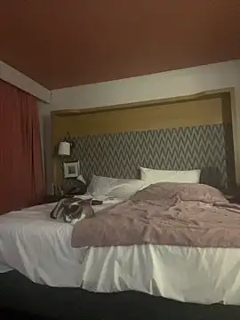 UrFavorite304 online show from December 21, 4:19 am