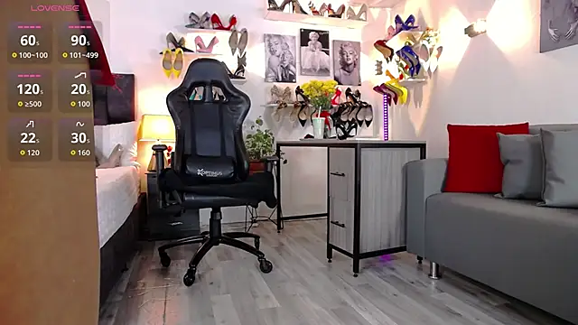 Snapshot of Carlajohnson chatting on January 7, 3:42 am Carlajohnson online show from January 7, 3:42 am