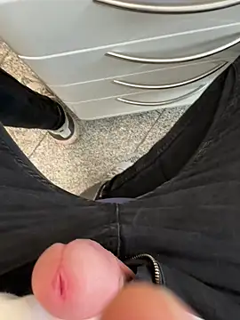 kareem0010 online show from February 21, 9:13 am