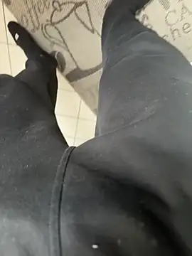 kareem0010 online show from February 23, 10:49 am