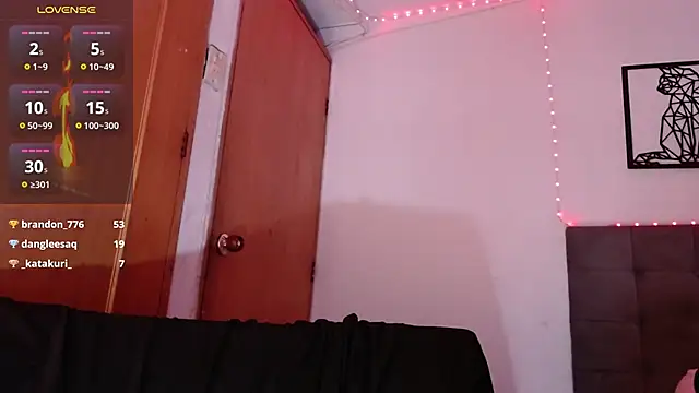 maraa lee online show from February 14, 11:53 pm