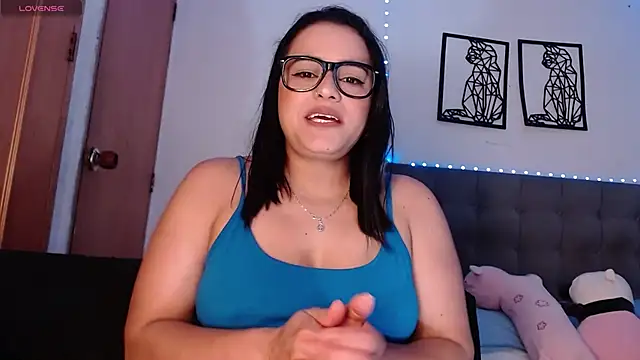 maraa lee online show from March 4, 7:43 pm