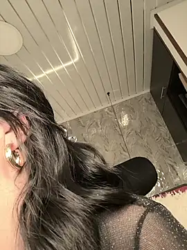 Bella fournier online show from April 7, 12:22 am