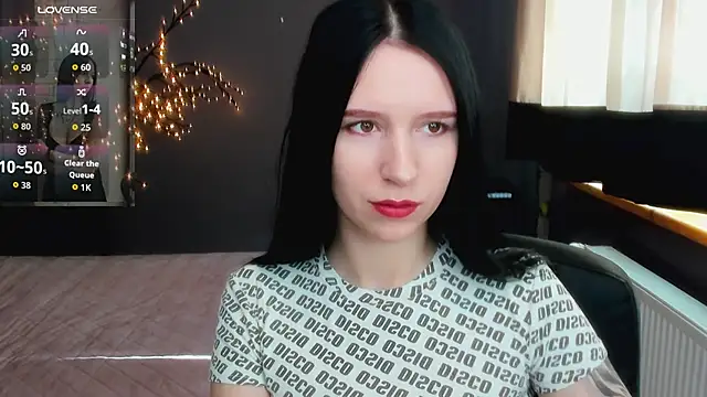 KarolinaBlacks online show from April 25, 5:21 am