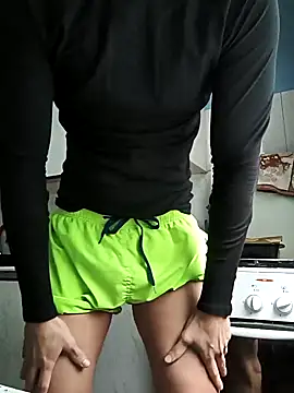 petibacsi96 online show from December 2, 10:28 am