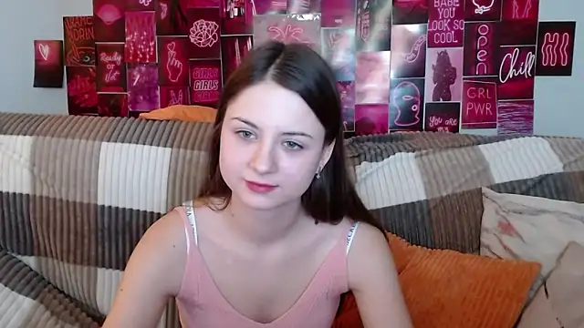 Snapshot of MilanaRoza chatting on January 25, 8:53 am MilanaRoza online show from January 25, 8:53 am