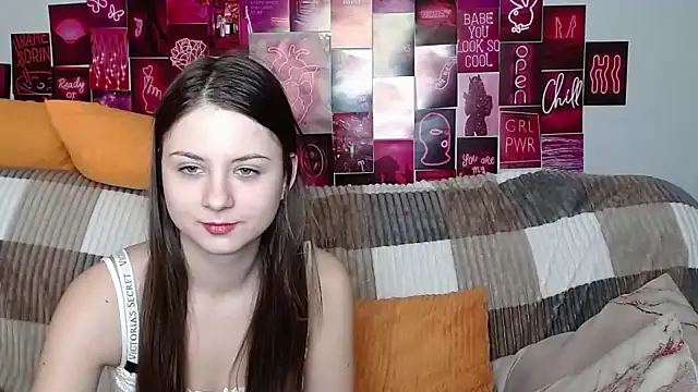 Snapshot of MilanaRoza chatting on January 26, 9:08 am MilanaRoza online show from January 26, 9:08 am